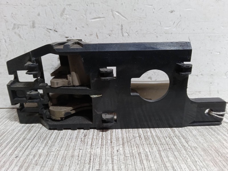 Recambio de maneta interior puerta delantera derecha para kia sportage ii (je_, km_) 2.0 i 16v referencia OEM IAM   