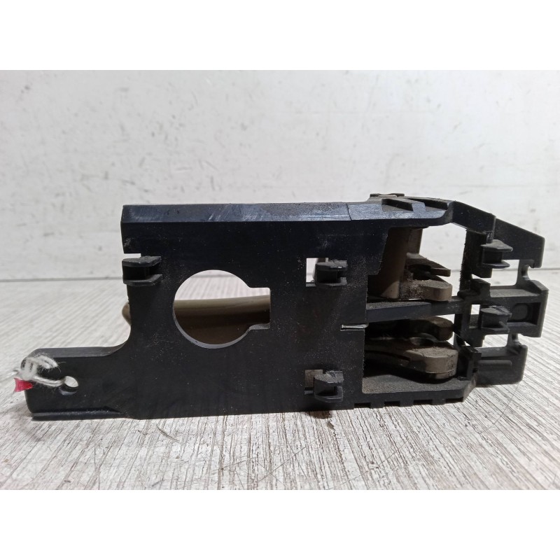 Recambio de maneta interior puerta delantera izquierda para kia sportage ii (je_, km_) 2.0 i 16v referencia OEM IAM   