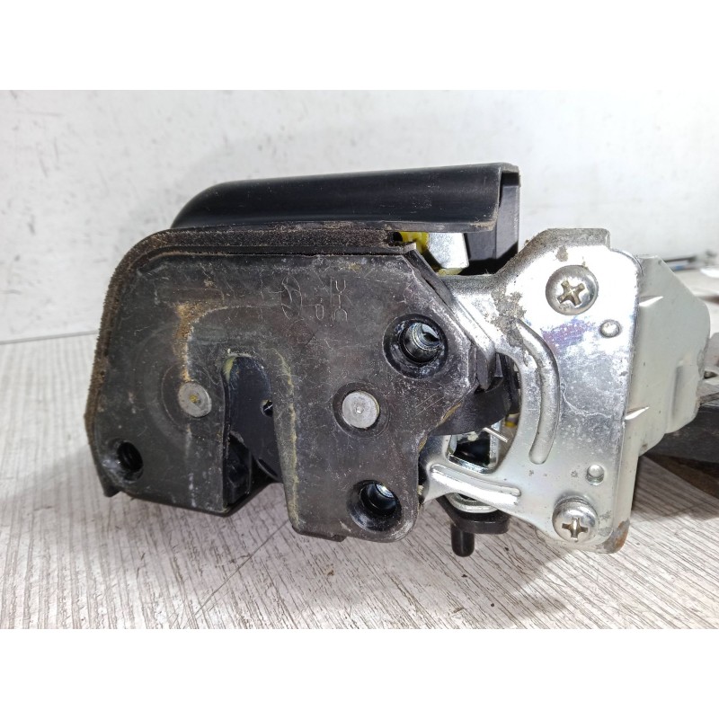 Recambio de cerradura puerta trasera derecha para kia sportage ii (je_, km_) 2.0 i 16v referencia OEM IAM   