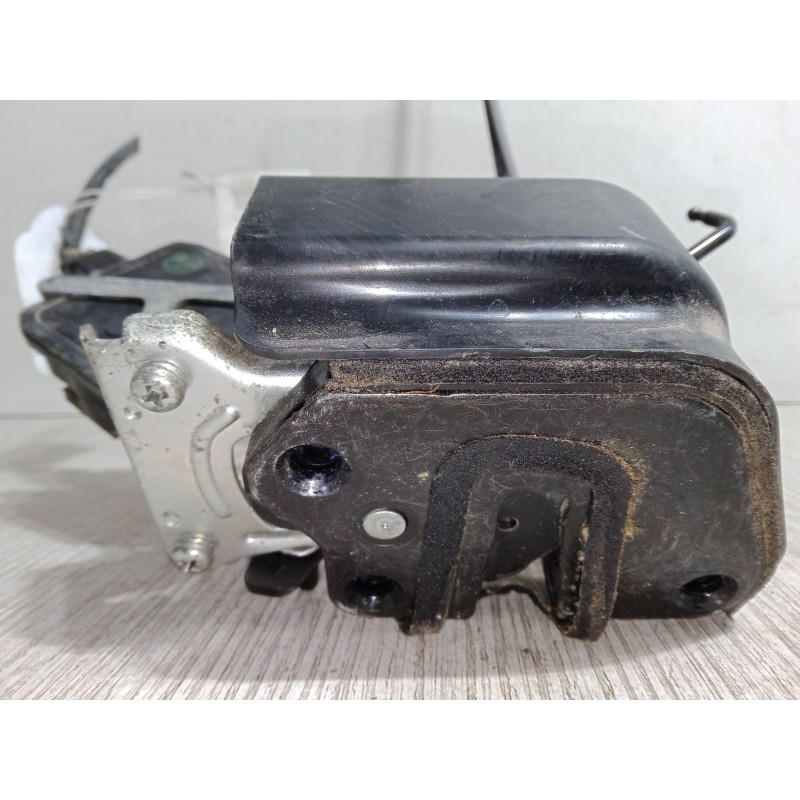 Recambio de cerradura puerta trasera izquierda para kia sportage ii (je_, km_) 2.0 i 16v referencia OEM IAM   