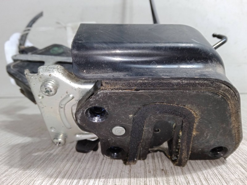 Recambio de cerradura puerta trasera izquierda para kia sportage ii (je_, km_) 2.0 i 16v referencia OEM IAM   