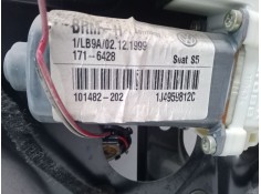 Recambio de elevalunas electrico trasero derecho para seat toledo ii (1m2) 2.3 v5 referencia OEM IAM    2