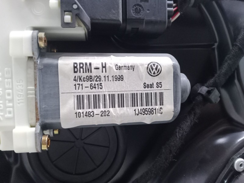 Recambio de elevalunas electrico trasero izquierdo para seat toledo ii (1m2) 2.3 v5 referencia OEM IAM   