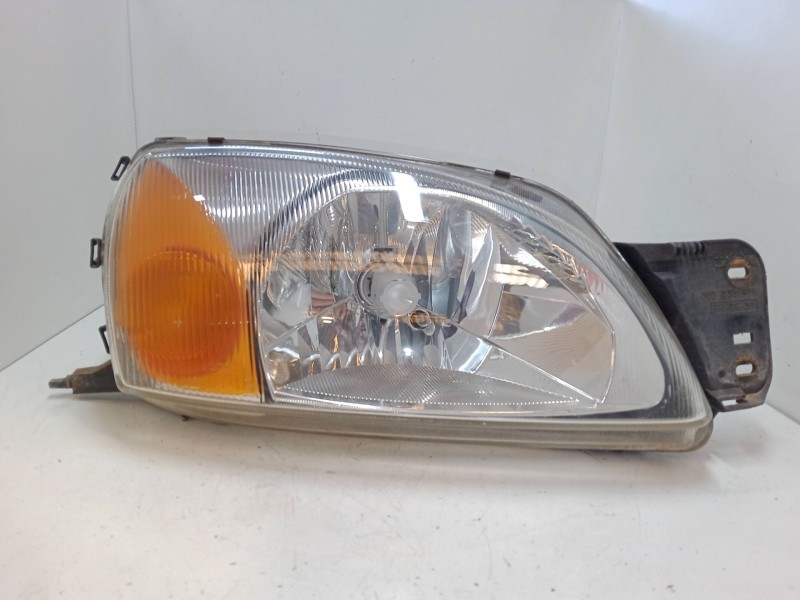 Recambio de faro derecho para ford fiesta iv (ja_, jb_) 1.3 i referencia OEM IAM   