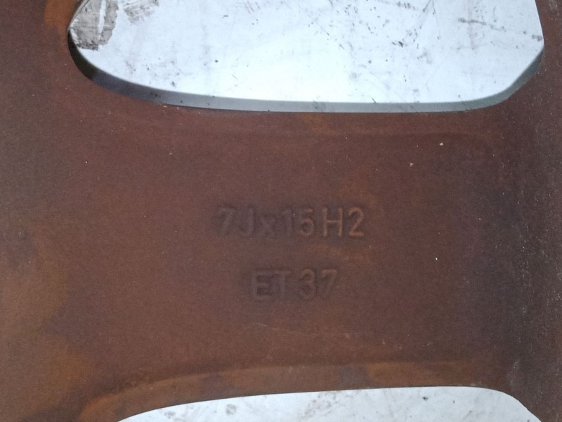 Recambio de llanta alumino 15´´ para volkswagen passat b5.5 (3b3) 1.9 tdi referencia OEM IAM   