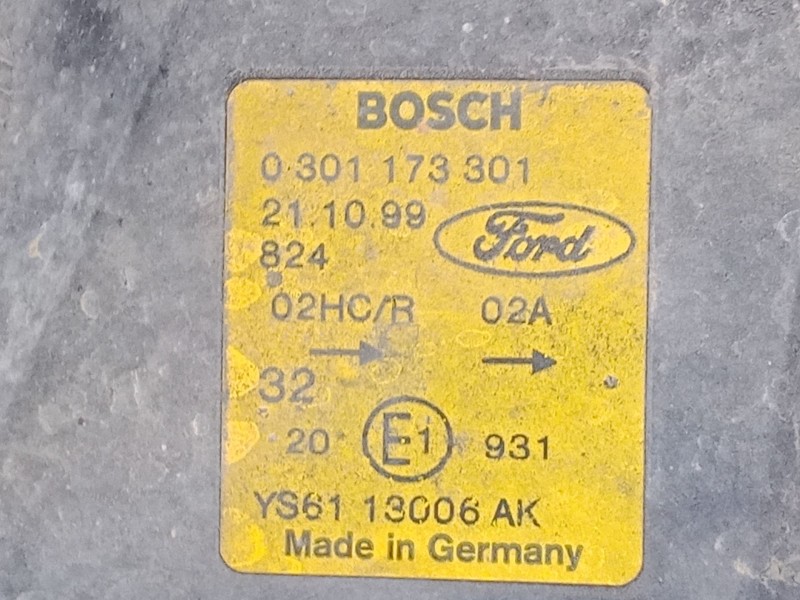 Recambio de faro izquierdo para ford fiesta iv (ja_, jb_) 1.3 i referencia OEM IAM   