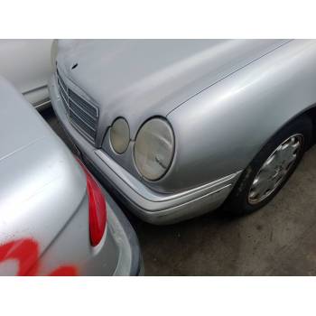 MERCEDES-BENZ CLASE E (W210)