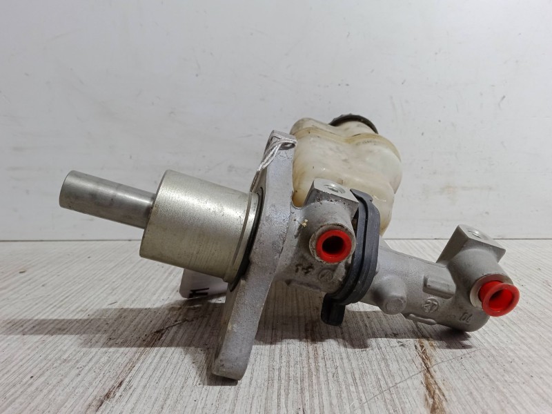 Recambio de bomba freno para peugeot 407 (6d_) 2.0 hdi 135 (6drhrh, 6drhre, 6drhrg, 6drhrj) referencia OEM IAM   