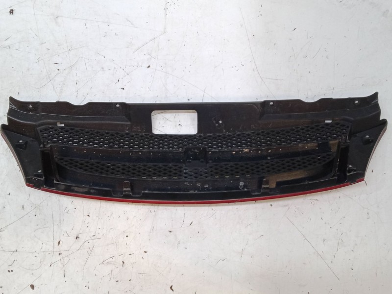 Recambio de rejillas capo para chevrolet lacetti (j200) 1.4 16v referencia OEM IAM   