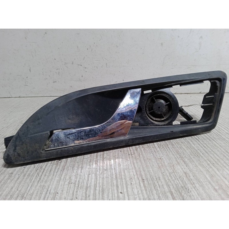 Recambio de maneta interior puerta delantera izquierda para skoda yeti (5l) 1.2 tsi referencia OEM IAM   