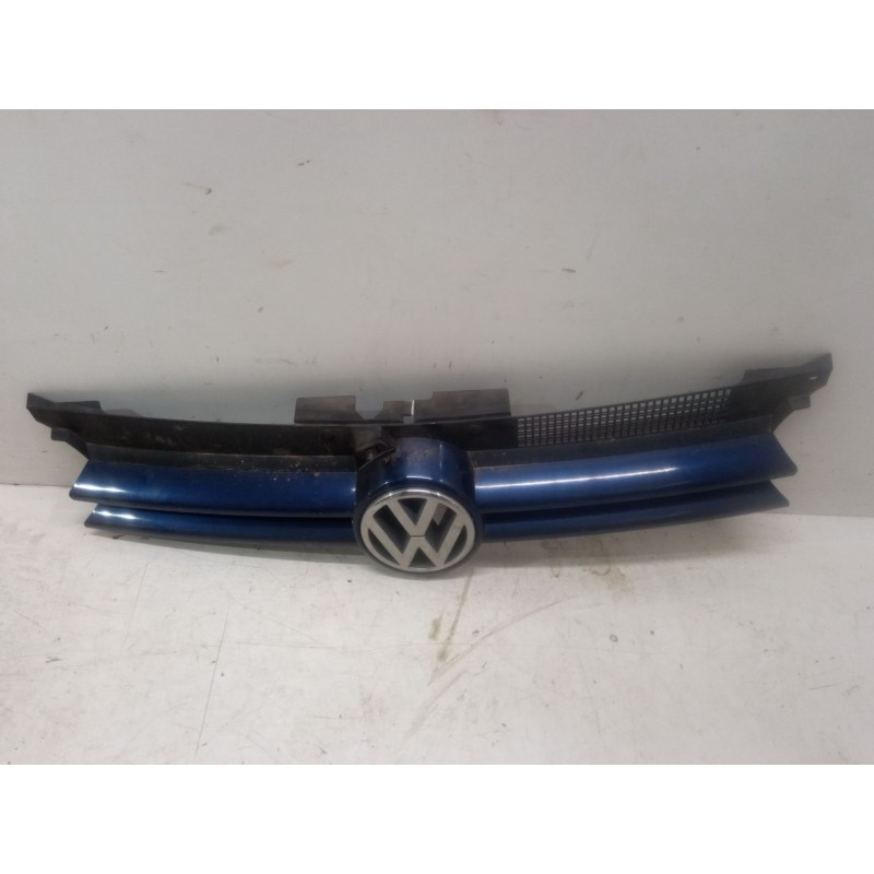 Recambio de rejillas capo para volkswagen golf iv (1j1) 1.9 tdi referencia OEM IAM   