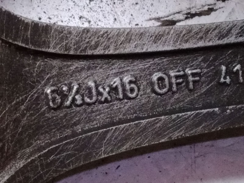 Recambio de llanta aluminio 16´´ para saab 90 2.0 referencia OEM IAM   