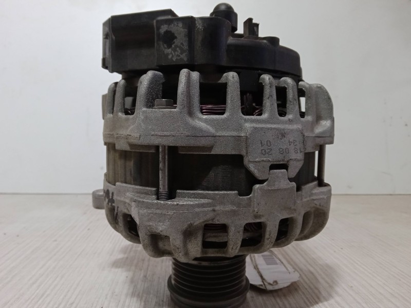 Recambio de alternador para seat ibiza v (kj1, kjg) 1.6 tdi referencia OEM IAM 04L903021B  