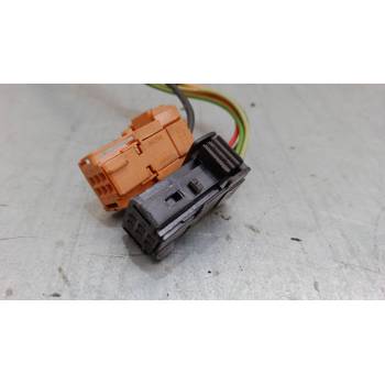 RETROVISOR ELECTRICO DERECHO 