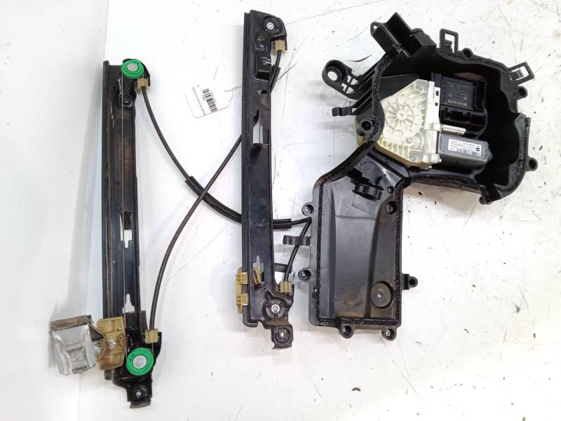 ELEVALUNAS ELECTRICO DELANTERO DERECHO 