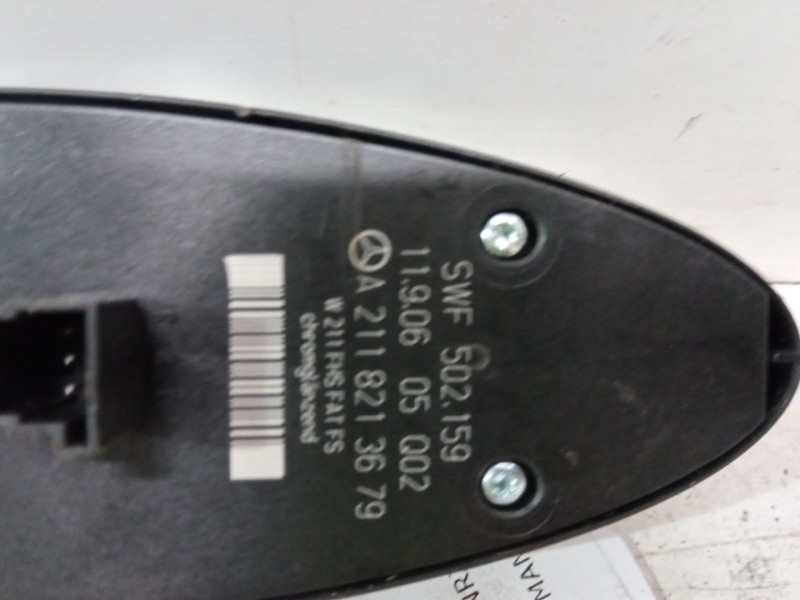 Recambio de mando elevalunas delantero izquierdo para mercedes-benz e 200 cdi referencia OEM IAM A2118213679  