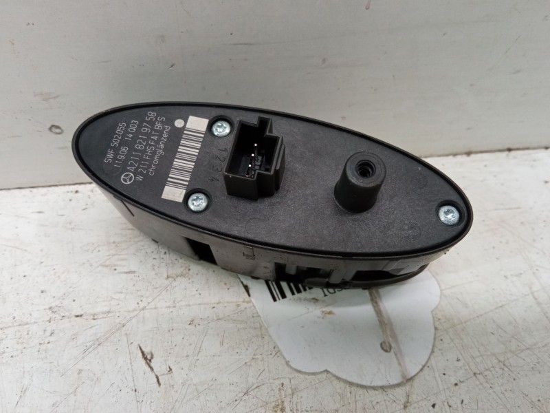 Recambio de mando elevalunas delantero derecho para mercedes-benz e 200 cdi referencia OEM IAM   