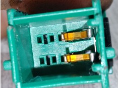 Recambio de anclaje cinturon delantero izquierdo para opel corsa c (x01) 1.2 twinport (f08, f68) referencia OEM IAM    2