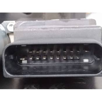 ELEVALUNAS ELECTRICO TRASERO DERECHO 