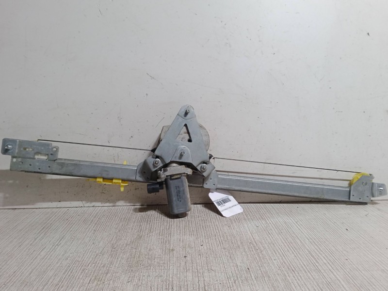 Recambio de elevalunas electrico delantero derecho para nissan primastar autobús (x83) dci 150 referencia OEM IAM   