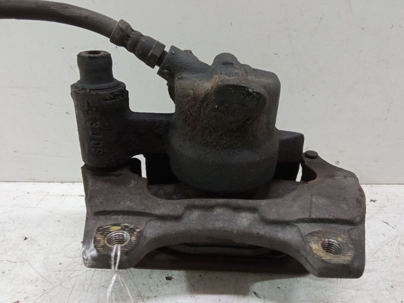 Recambio de pinza freno delantera izquierda para fiat panda / panda classic (169_) 1.2 (169.axb11, 169.axb1a) referencia OEM IAM Recambio de pinza freno delantera izquierda para fiat panda / panda classic (169_) 1.2 (169.axb11, 169.axb1a) referencia OEM IAM