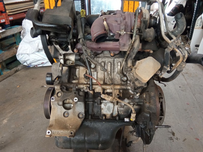 Recambio de motor completo para peugeot 206 hatchback (2a/c) 1.4 hdi eco 70 referencia OEM IAM 180.000Km  