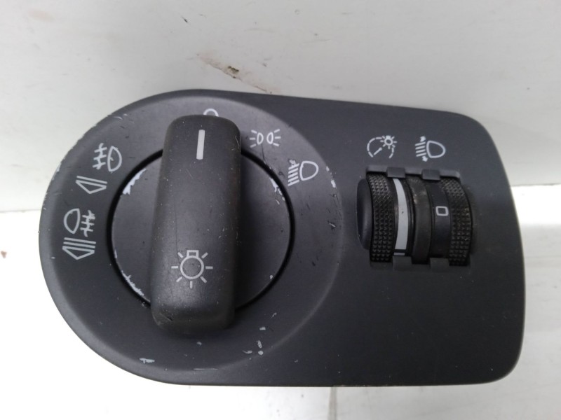 Recambio de conmutador de luces para audi a3 sportback (8pa) 1.6 fsi referencia OEM IAM 8P1941531Q 8P0 0581 10-161006 