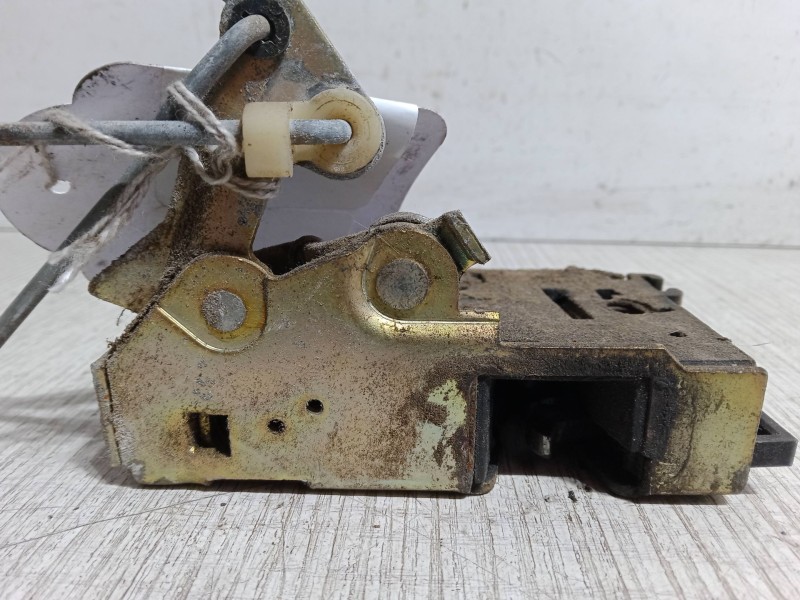 Recambio de cerradura puerta delantera izquierda para peugeot 309 i (10c, 10a) 1.6 referencia OEM IAM   