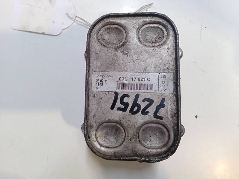 ENFRIADOR ACEITE MOTOR 03L117021C 