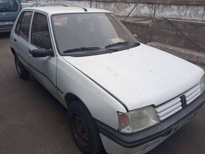 PEUGEOT 205 FURGONETA/HATCHBACK