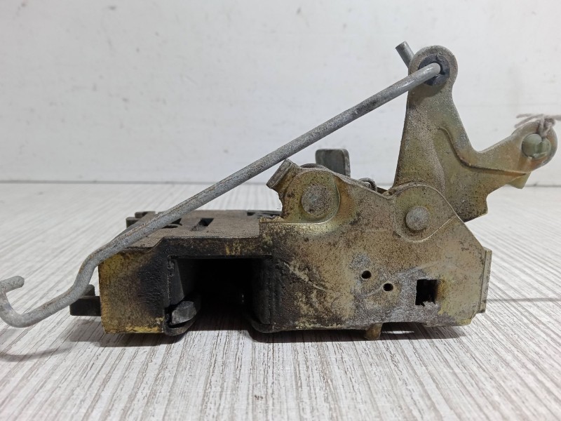 Recambio de cerradura puerta trasera derecha para peugeot 309 i (10c, 10a) 1.6 referencia OEM IAM   