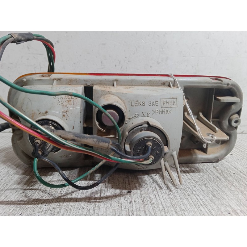 Recambio de intermitente trasero derecho para suzuki grand vitara i (ft, ht) 2.0 hdi 110 16v 4x4 (sq 420d) referencia OEM IAM   