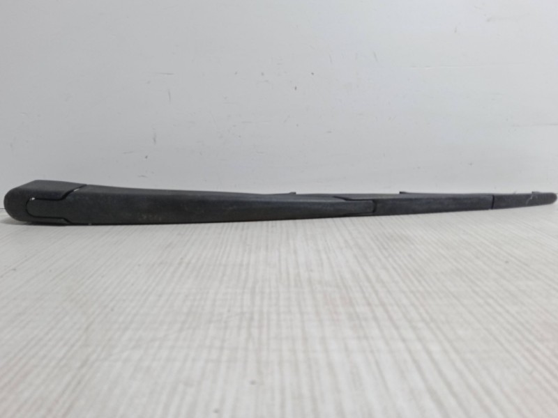 Recambio de brazo limpia trasero para renault megane iii hatchback (bz0/1_, b3_) 1.6 16v (bz1b, bz1h) referencia OEM IAM   