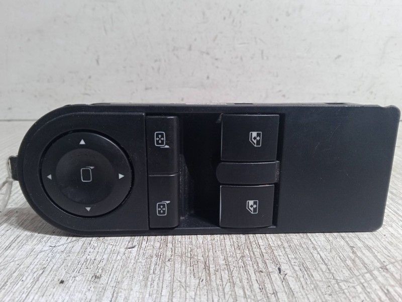 Recambio de mando elevalunas delantero izquierdo para opel astra h (a04) 1.7 cdti (l48) referencia OEM IAM   