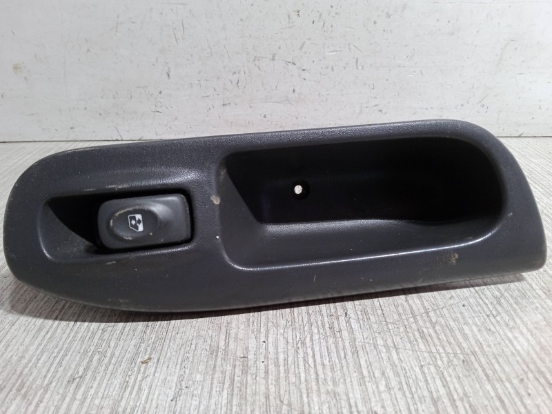 Recambio de mando elevalunas delantero derecho para renault scénic i monospace (ja0/1_, fa0_) 1.9 dti (ja0n) referencia OEM IAM 