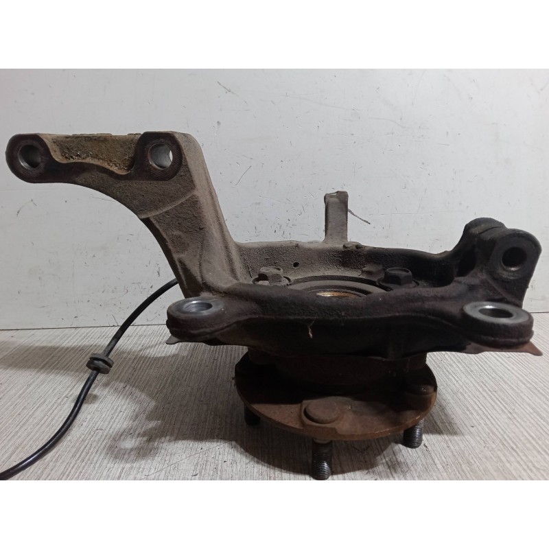 Recambio de mangueta delantera derecha para nissan x-trail ii (t31) 2.0 dci 4x4 referencia OEM IAM   