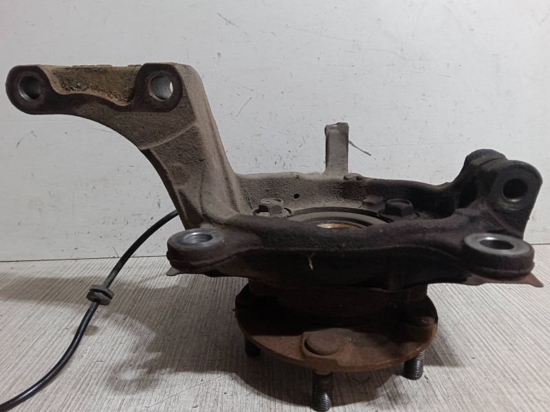 Recambio de mangueta delantera derecha para nissan x-trail ii (t31) 2.0 dci 4x4 referencia OEM IAM   