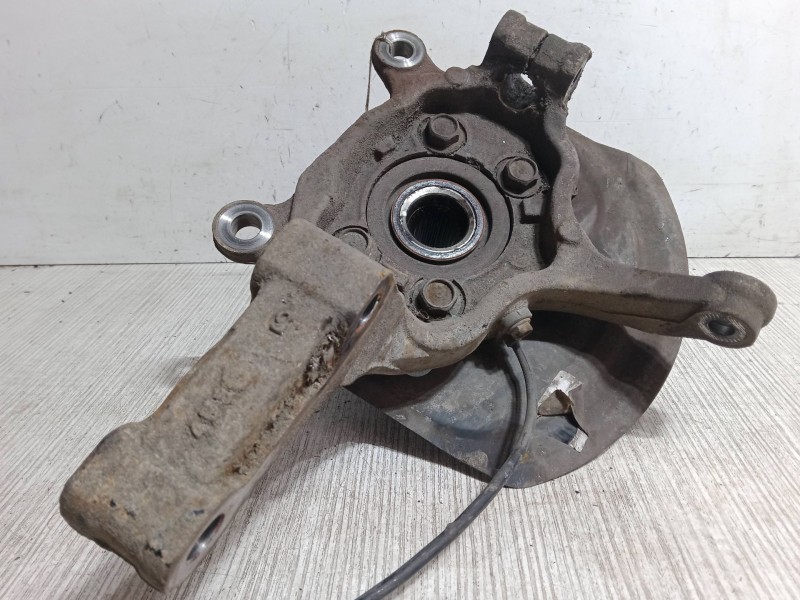 Recambio de mangueta delantera izquierda para nissan x-trail ii (t31) 2.0 dci 4x4 referencia OEM IAM   