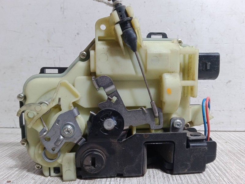 Recambio de cerradura puerta delantera derecha para seat leon (1m1) 1.9 tdi referencia OEM IAM   