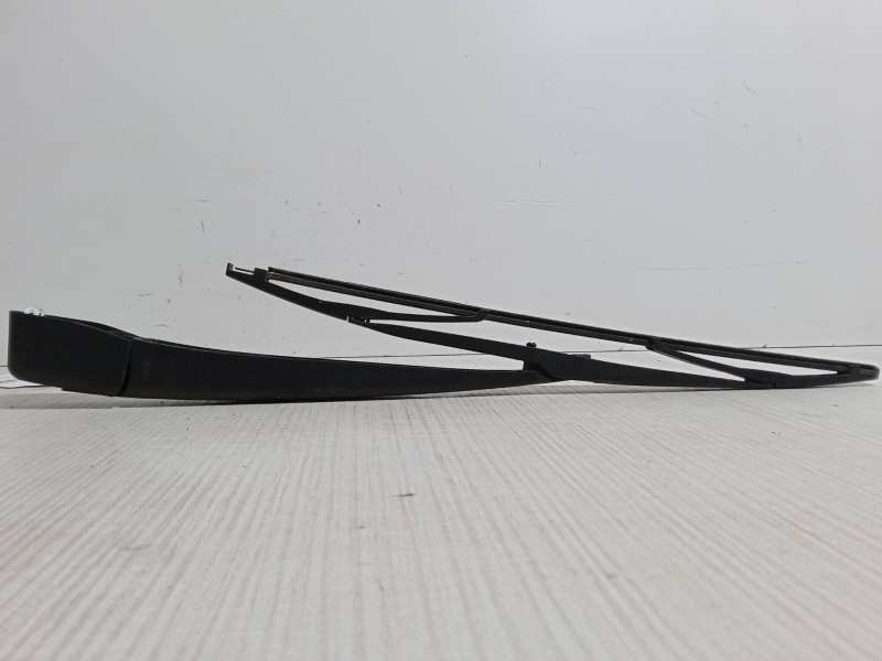 Recambio de brazo limpia trasero para renault megane iii hatchback (bz0/1_, b3_) 1.6 16v (bz1b, bz1h) referencia OEM IAM   