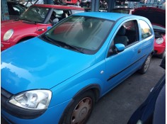 opel corsa c (x01) del año 2001