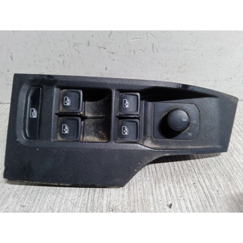 Recambio de mando elevalunas delantero izquierdo para seat ibiza v (kj1, kjg) 1.0 tsi referencia OEM IAM   