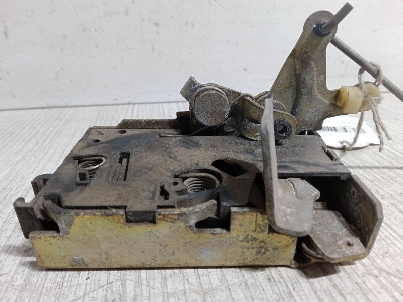 Recambio de cerradura puerta trasera izquierda para peugeot 309 i (10c, 10a) 1.6 referencia OEM IAM   