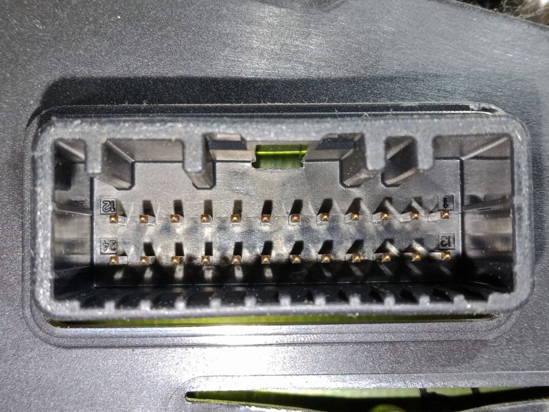 Recambio de cuadro instrumentos para dacia sandero ii 1.2 referencia OEM IAM 248101921R  