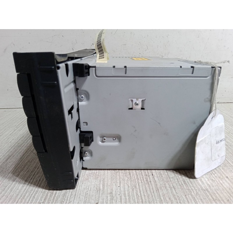 Recambio de radio cd para mercedes-benz clase e t-model (s211) e 200 t kompressor (211.242) referencia OEM IAM A2118702189  