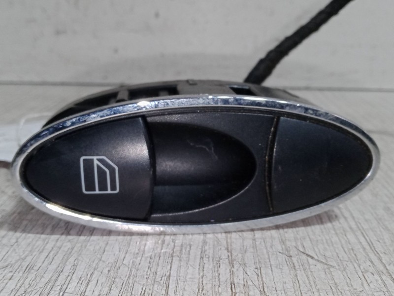 Recambio de mando elevalunas trasero izquierdo para mercedes-benz clase e t-model (s211) e 200 t kompressor (211.242) referencia