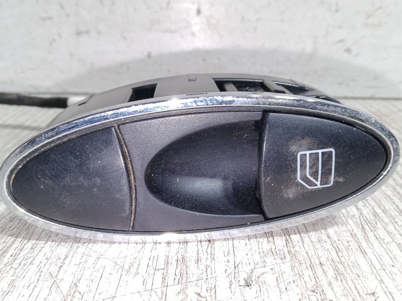 Recambio de mando elevalunas delantero derecho para mercedes-benz clase e t-model (s211) e 200 t kompressor (211.242) referencia