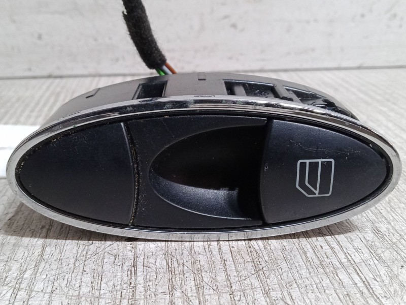 Recambio de mando elevalunas trasero derecho para mercedes-benz clase e t-model (s211) e 200 t kompressor (211.242) referencia O