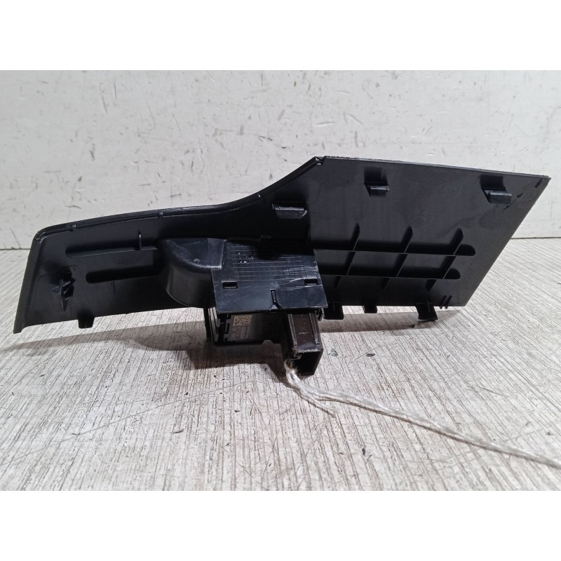 Recambio de mando elevalunas trasero derecho para seat ibiza v (kj1, kjg) 1.0 tsi referencia OEM IAM   