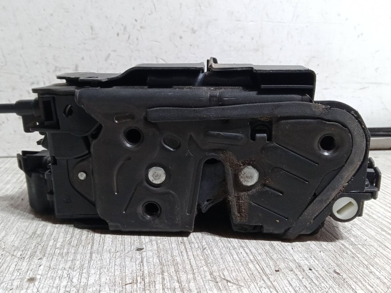 Recambio de cerradura puerta trasera izquierda para seat ibiza v (kj1, kjg) 1.0 tsi referencia OEM IAM   